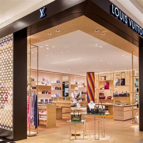 louis vuitton stanford ca.